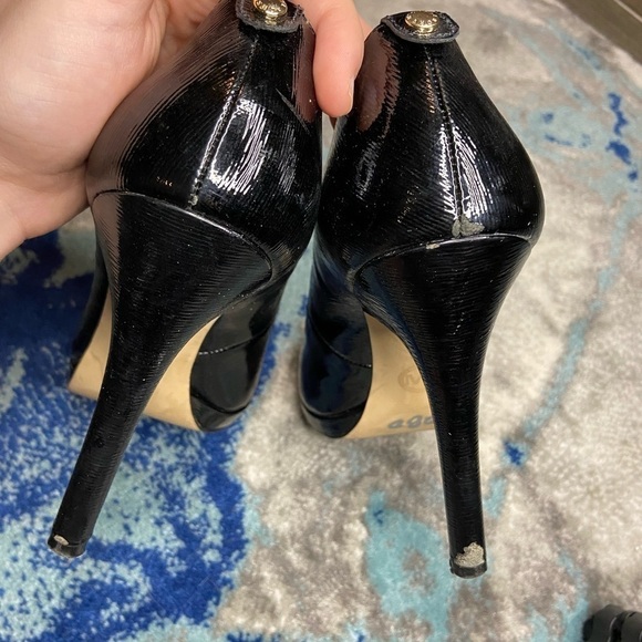 Micheal Kors Black Platform pumps size 8.5 - Picture 6 of 9